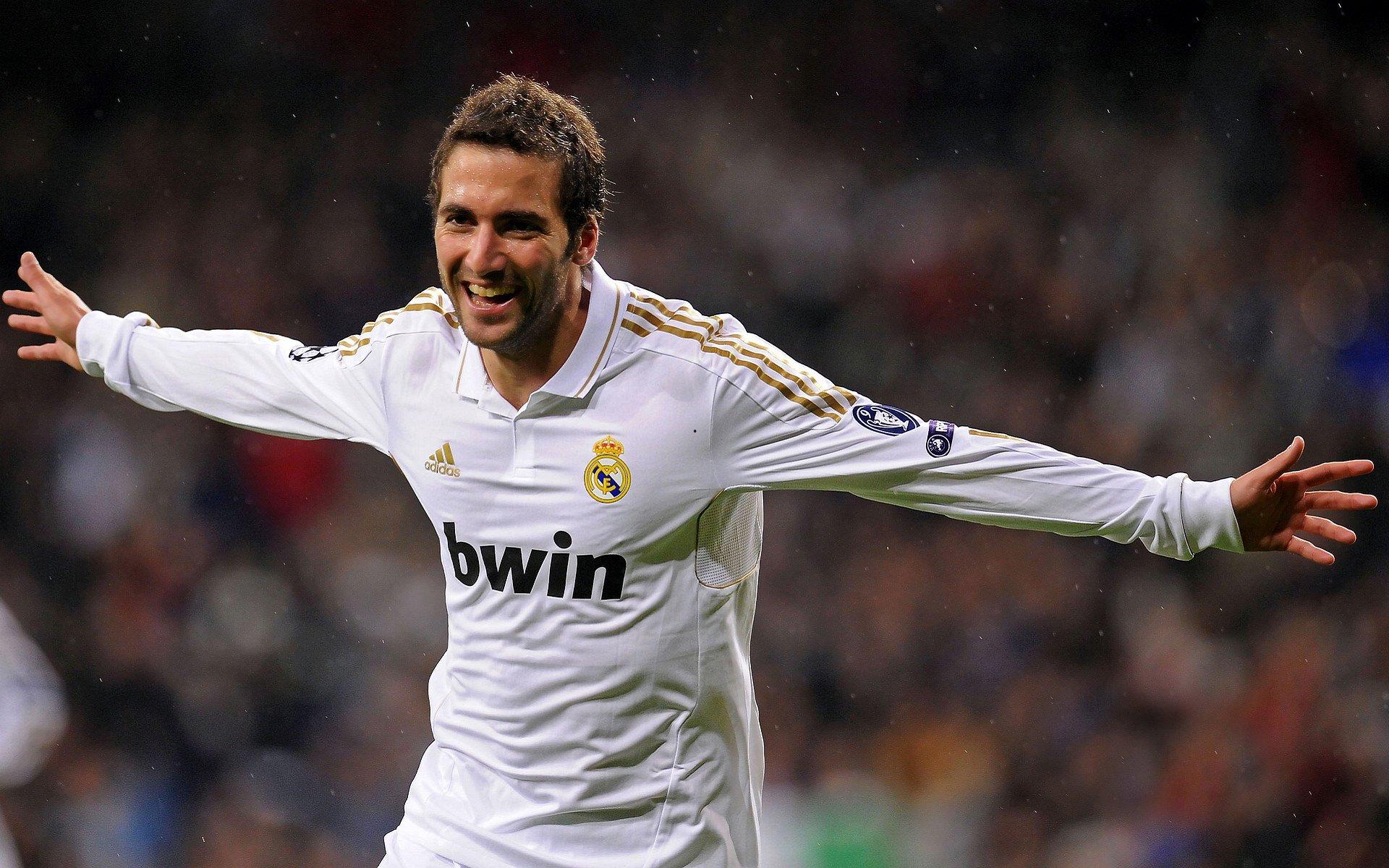 世体曝埃永冬窗离队意愿强烈 皇马曼市双雄阿森纳加入争夺战